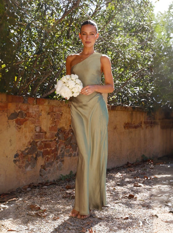 Vannessa | Elegante Satijnen One-Shoulder Avondjurk